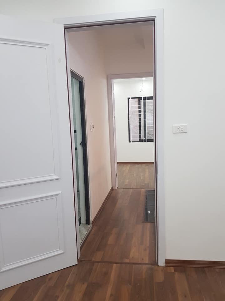 Bán nhà tại Minh Khai, Hai Bà Trưng. Nhà mới đẹp – Về ở luôn, DT 40m2, 5 tầng, giá 4.7 tỷ