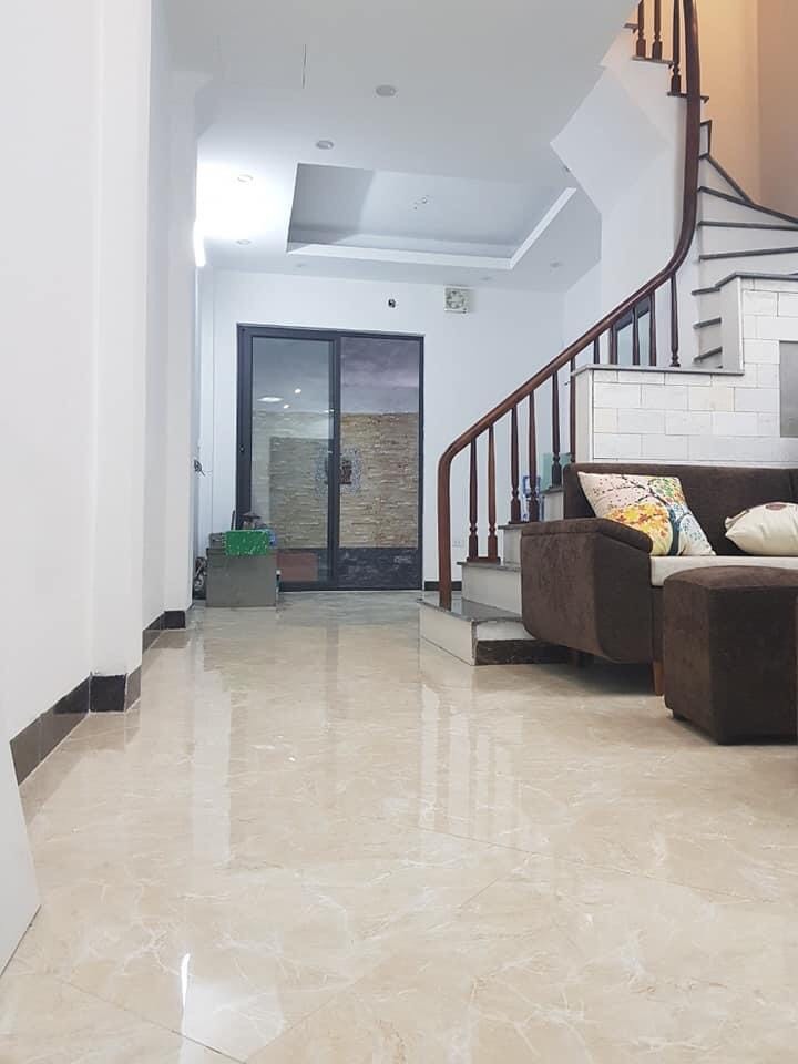 Bán nhà tại Minh Khai, Hai Bà Trưng. Nhà mới đẹp – Về ở luôn, DT 40m2, 5 tầng, giá 4.7 tỷ