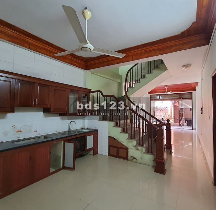 Bán nhà Cầu Diễn kinh doanh ô tô 2 mặt thoáng dt 47m2, 4 tầng mt rộng giá chỉnh nhỉnh 4 tỷ xíu