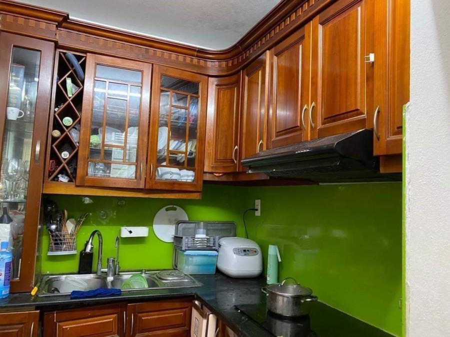 Nhà Nguyễn Văn Cừ, nhỉnh 2 tỷ Quận Long Biên diện tích 42m2, mặt tiền 4,5m, 2 mặt thoáng