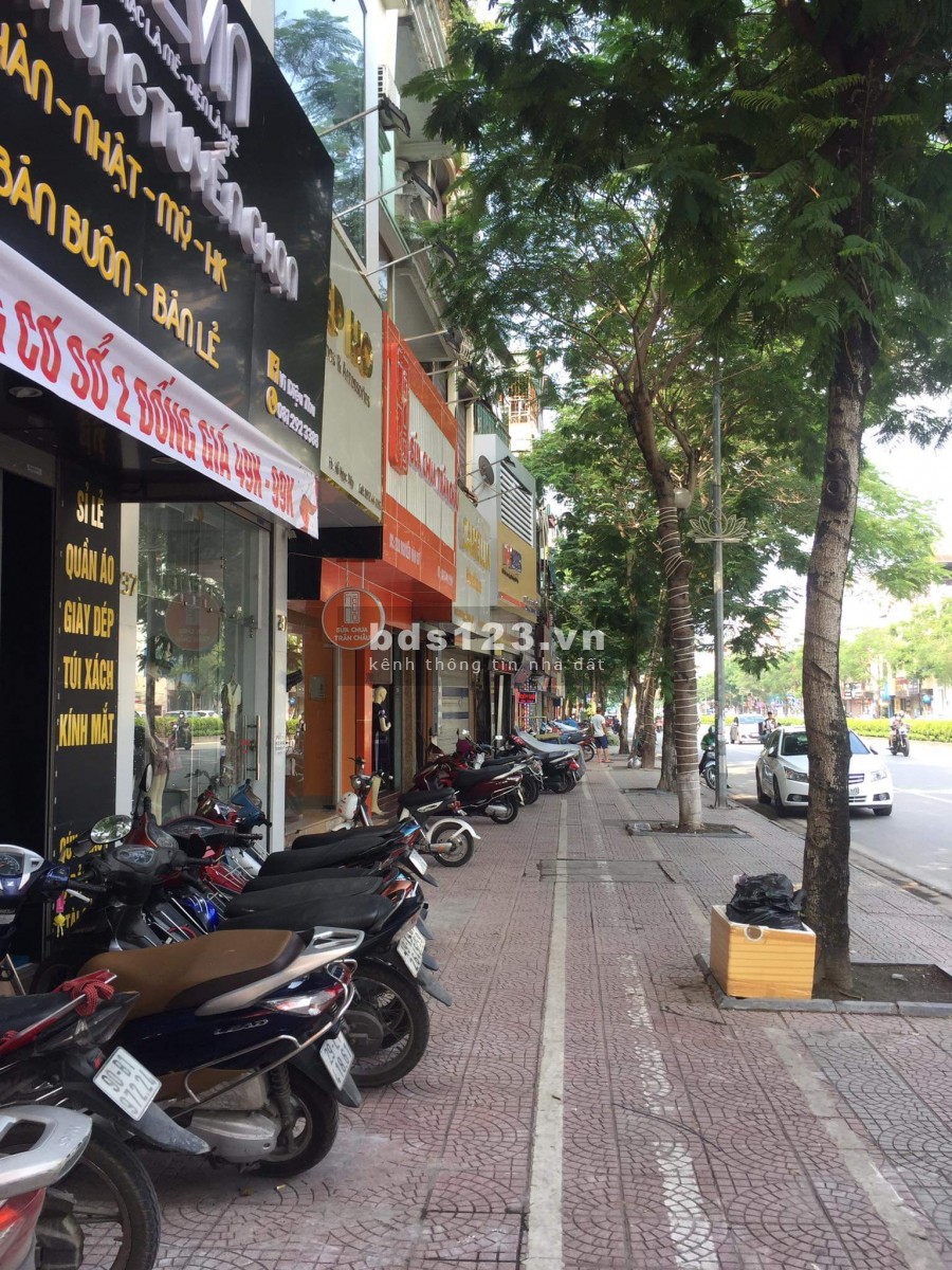 Bán gấp mặt phố Nguyễn Văn Cừ mặt tiền 7.2m khu kinh doanh sầm uất giá tốt tiện đầu tư
