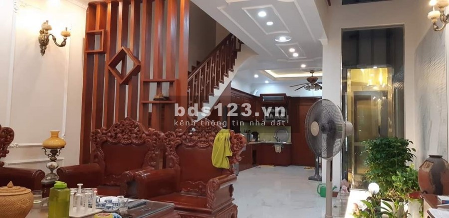 Bán Gấp liên kề Xa La, Quận Hà Đông diện tích 85m2, 5 tầng, giá bán 7.8 Tỷ tặng nội thất