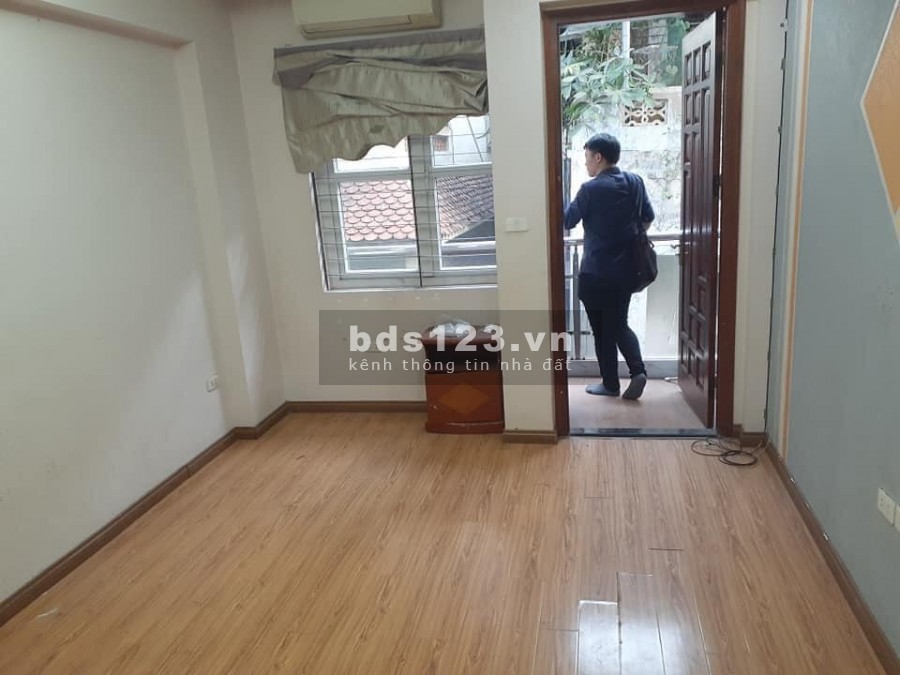 Chính chủ bán Nhà 5 tầng 55m2 phố Đại Từ, Kinh Doanh, Gara, Giá chỉ 5,3 tỷ có thương lượng.