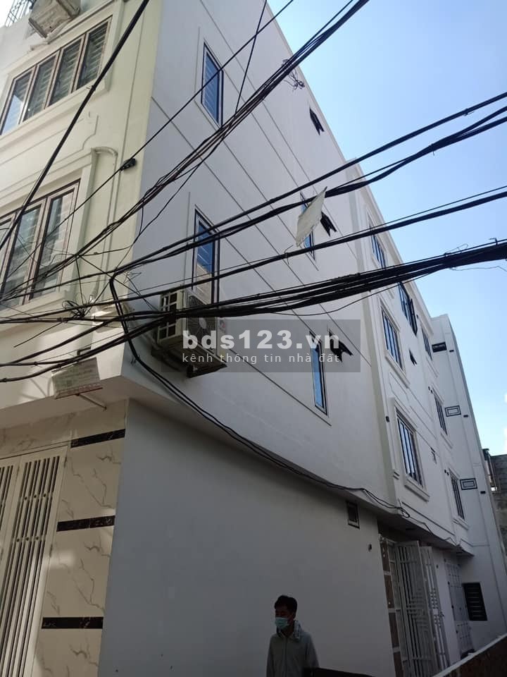 Bán nhà đường Phúc Lợi Quận Long Biên diện tích 47m2 đúc 5 tầng giá rẻ 1,95 tỷ sổ sẵn