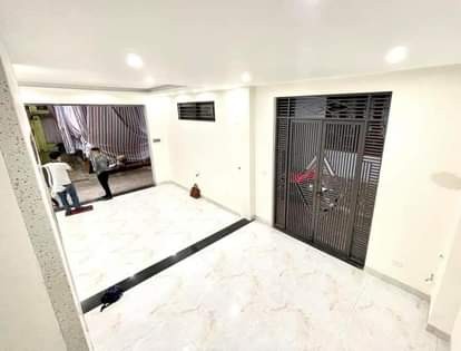 Bán nhà lô góc mới Thái Thịnh trung tâm Quận Đống Đa 6 tầng, thang máy gara ô tô