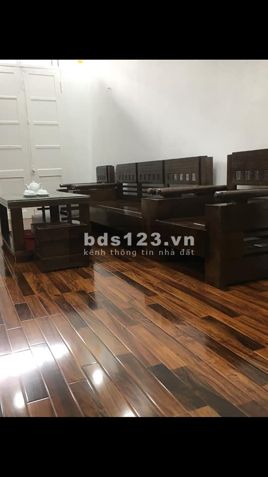 Siêu phẩm nhà Hoàng Cầu, Quận Đống Đa. view hồ cực đẹp đúc 5 tầng, giá bán 7.8 tỷ