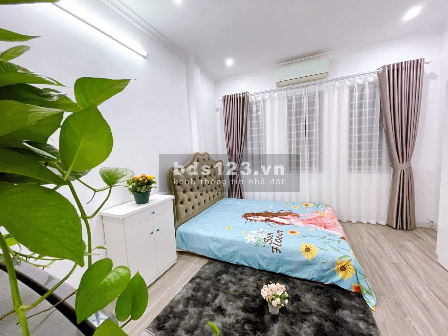 Bán chung cư mini Cầu Giấy dt 55m2, 5 tầng 9 phòng khép kín, lô góc dòng tiền 548 triệu/năm