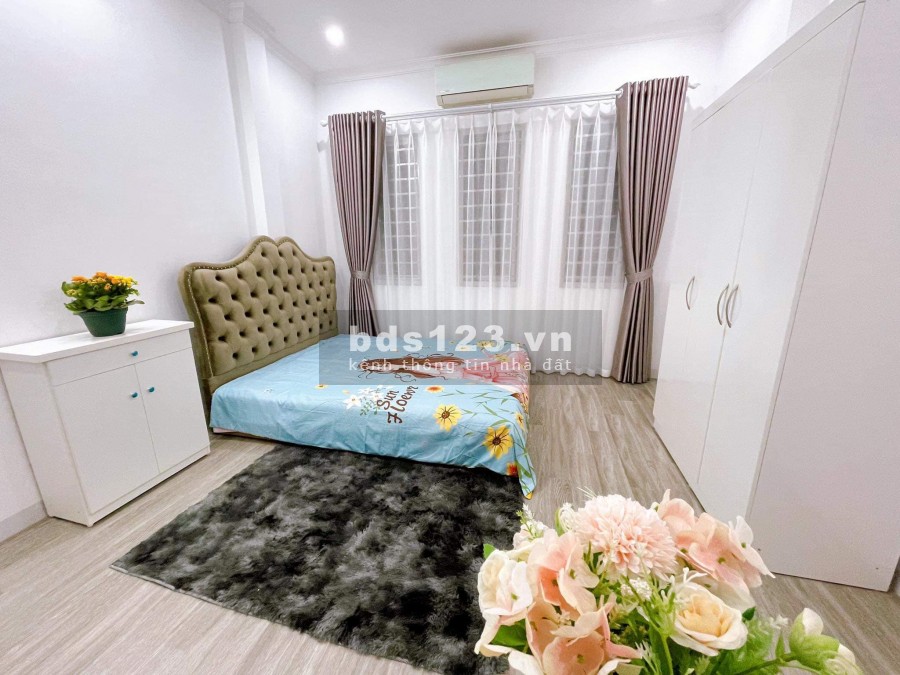 Bán chung cư mini Cầu Giấy dt 55m2, 5 tầng 9 phòng khép kín, lô góc dòng tiền 548 triệu/năm