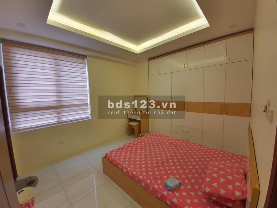 Nhà chính chủ khu nhà ở cán bộ Quân đội Xuân La diện tích sử dụng 86m2, giá 3.4 tỷ Tây Hồ