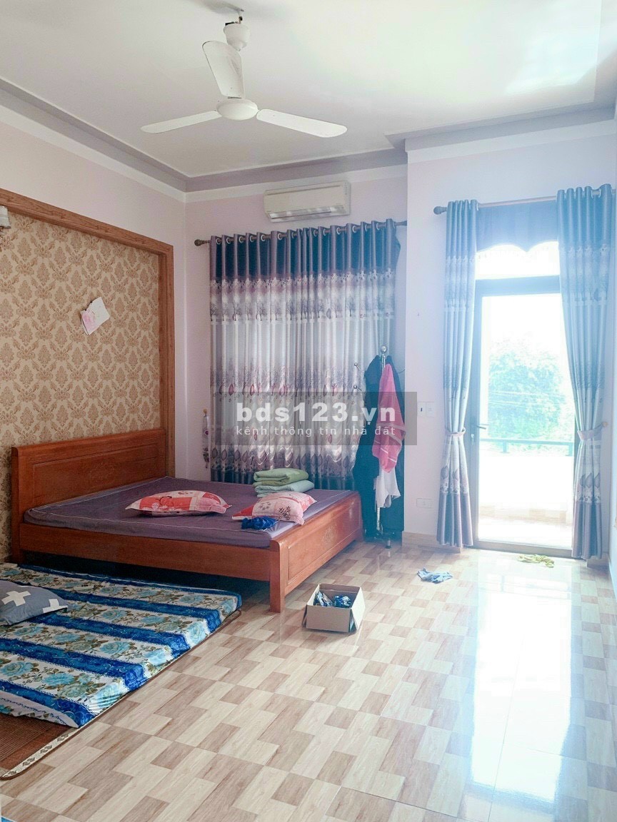 Bán nhà mặt phố Đặng Thai Mai, ph Tân Bình, đúc 3.5 tầng, mt 4.5m, 3 ngủ, gara, giá ok