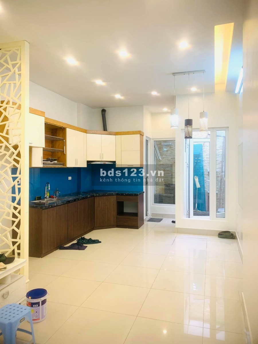 Nhà đẹp ở luôn, phố Trần Phú, Văn Quán, dtsd 39m2, 4 tầng ô tô gần giá 4 tỷ 15 lh 0902083139