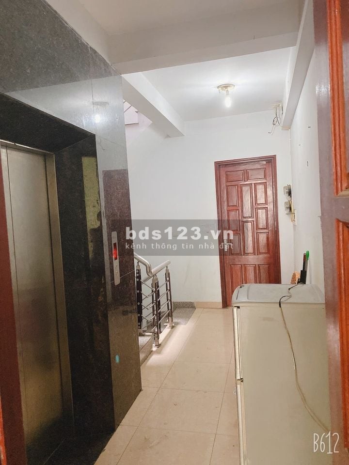 Chính chủ Cho thuê CCMN giá sinh viên 30m2, mặt đường ô tô cách bến xe Mỹ Đình 400m2