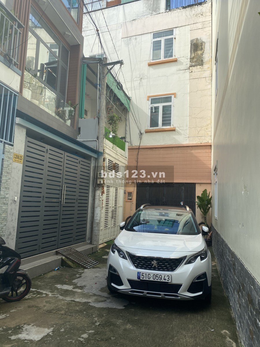 Chủ kẹt tiền bán đi căn nhà tâm huyết đang ở lo công việc làm ăn giá bán 7 tỷ, thương lượng
