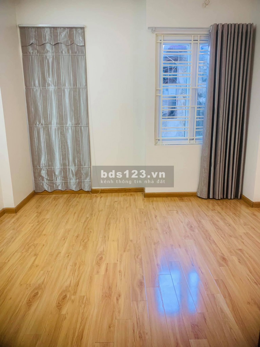 Nhà đẹp ở luôn, phố Trần Phú, Văn Quán, dtsd 39m2, 4 tầng ô tô gần giá 4 tỷ 15 lh 0902083139