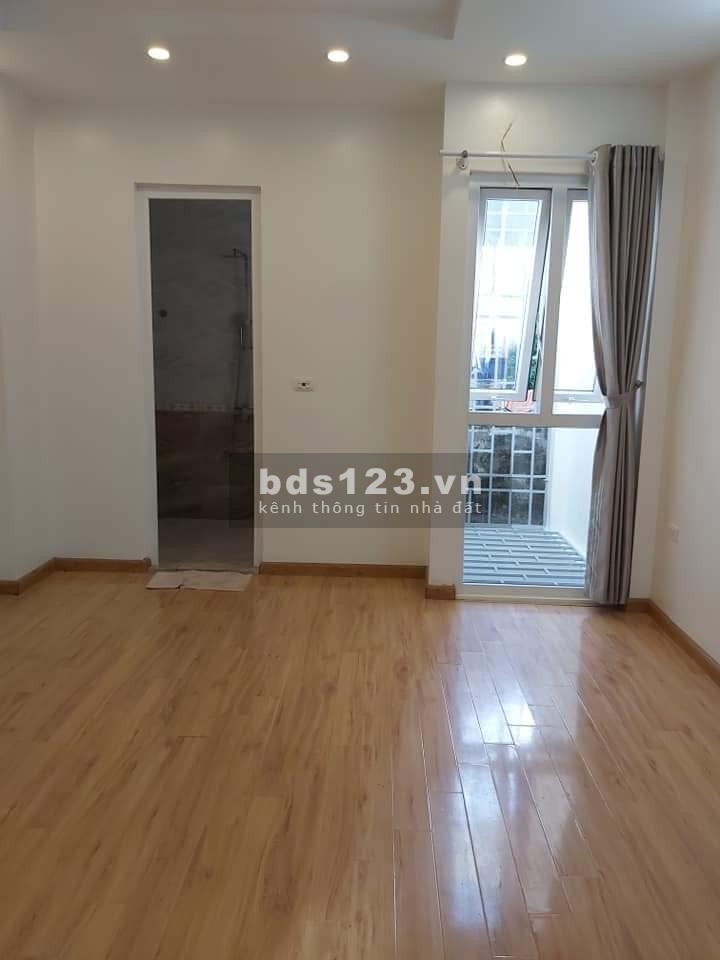 Nhà đẹp ở luôn, phố Trần Phú, Văn Quán, dtsd 39m2, 4 tầng ô tô gần giá 4 tỷ 15 lh 0902083139
