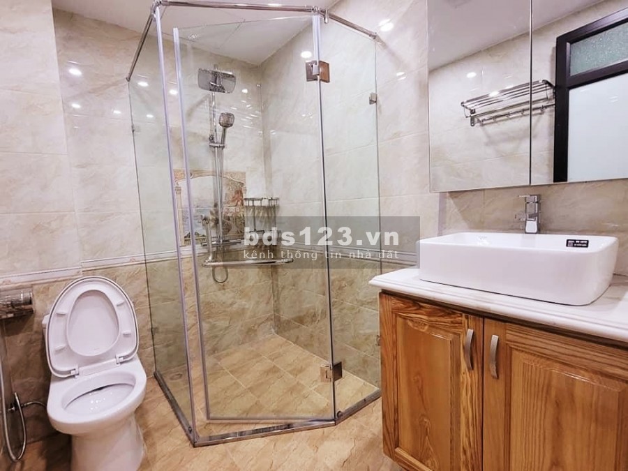 Siêu phẩm kinh doanh! Nhà Thái Hà DT 56m2 x 5tầng, MT 4m – ô tô tránh – ngõ thông