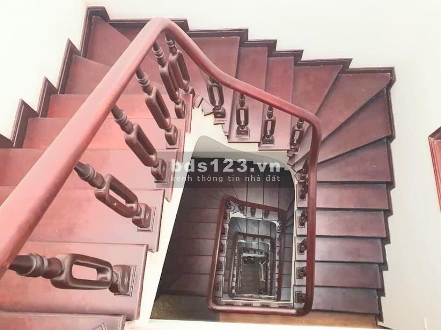 Bán nhà Quận Đống Đa mặt phố kinh doanh đỉnh, giá bán 16 tỷ liên hệ xem nhà 0904183351