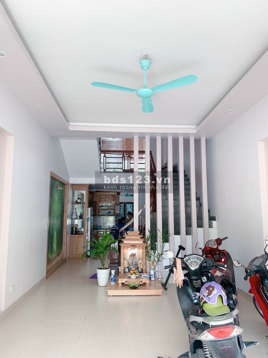 Bán nhà mặt phố Đặng Thai Mai, ph Tân Bình, đúc 3.5 tầng, mt 4.5m, 3 ngủ, gara, giá ok