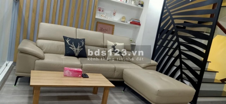 Bán nhà 5 tầng cực chất về vị trí vào chất lượng, giá bán chỉ 7.7 tỷ, bán giao sổ ngay