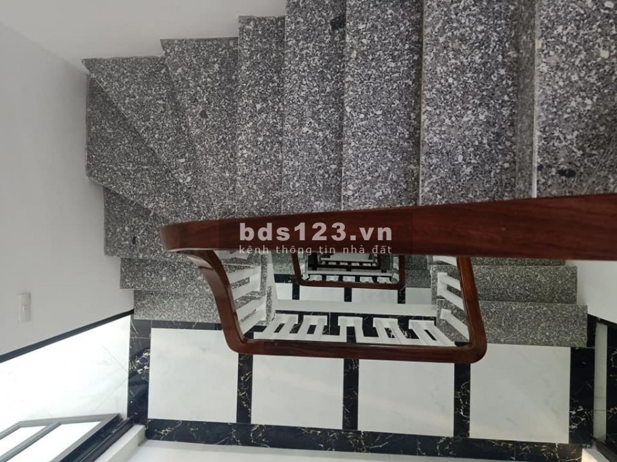 Bán nhà đường Vương Thừa Vũ Thanh Xuân, nhà mới đẹp, 46m2 x4 tầng, MT 4.2 m