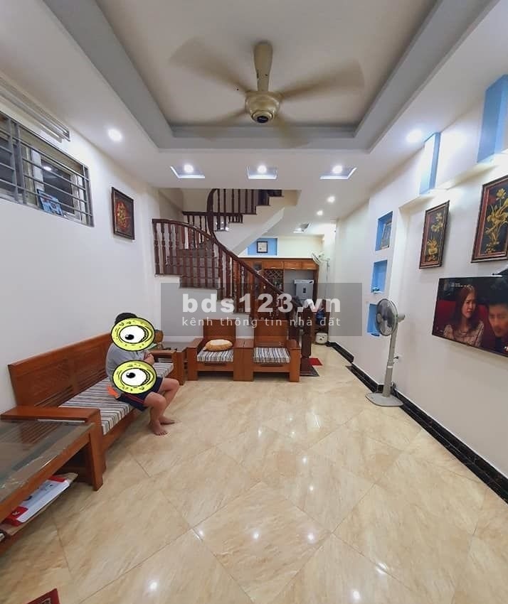 Bán nhà nguyên căn Thụy Phương ô tô diện tích sử dụng 40m2 giá bán chỉ 3 tỷ, 4 tầng kiên cố