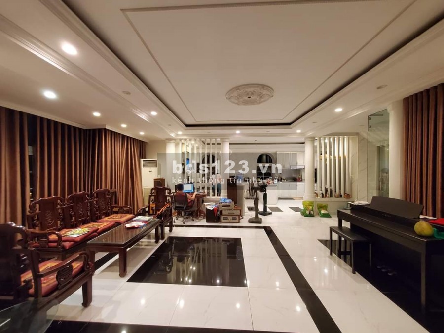 Bán Biệt thự Tây Nam Linh Đàm, Lô góc, 350m x 4 tầng, giá cực sốc