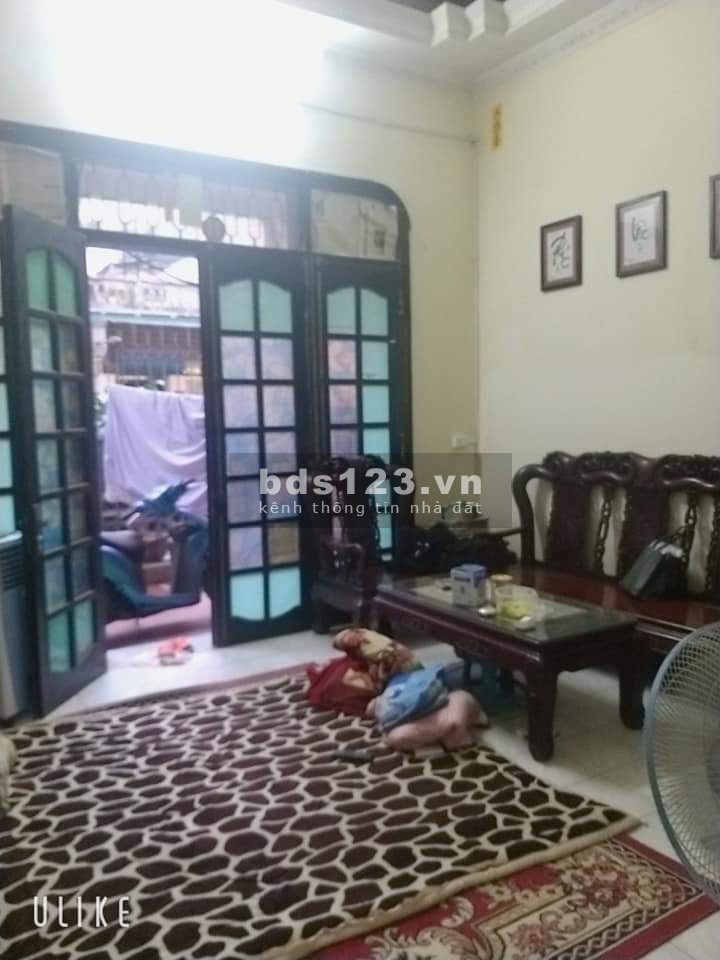 Bán nhà nguyên căn đúc 4 Tầng Yên Lạc Hai Bà Trưng giá 11.8 tỷ, thương lượng lh 0986209188