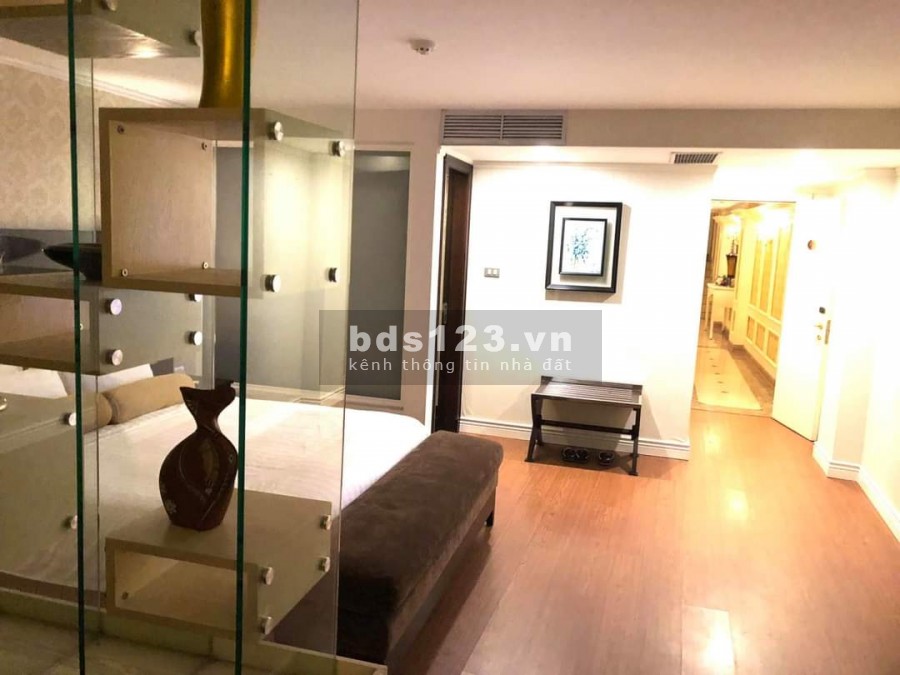 Bán khách sạn 10 tầng giữa lòng phố Cổ tiêu chuẩn 4 sao, diện tích 172m2, giá tốt đầu tư