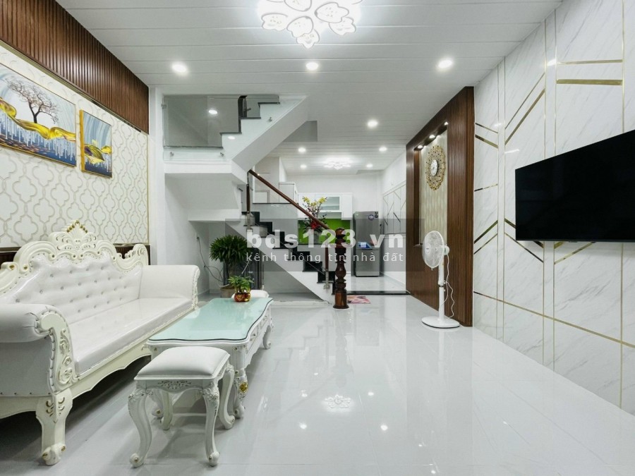Bán Nhà Gò Vấp, diện tích sử dụng 36m2, tặng toàn bộ nội thất, giá chỉ hơn 3 tỷ sổ sẵn