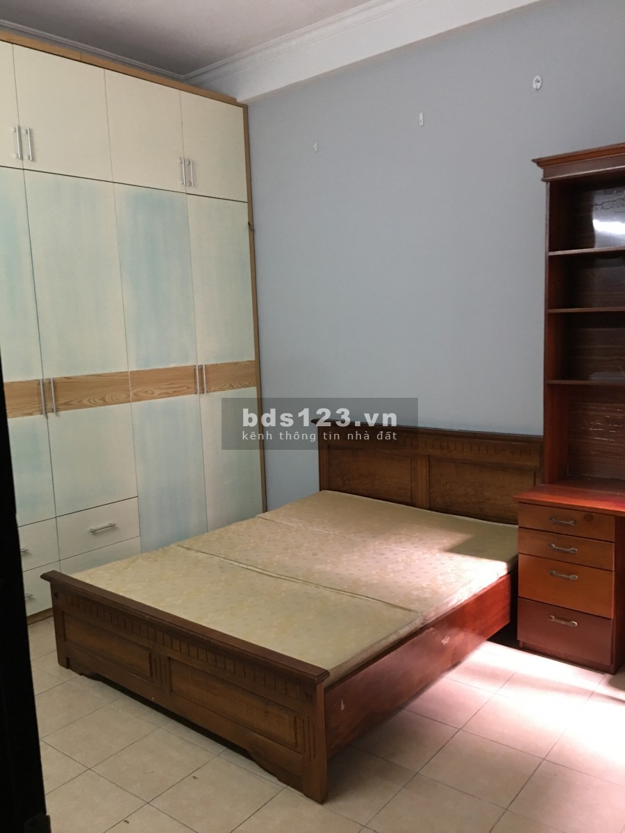 Cho thuê nhà nguyên căn ngõ 285 Đội Cấn, ưu tiên cho thuê lâu dài hợp đồng dài hạn