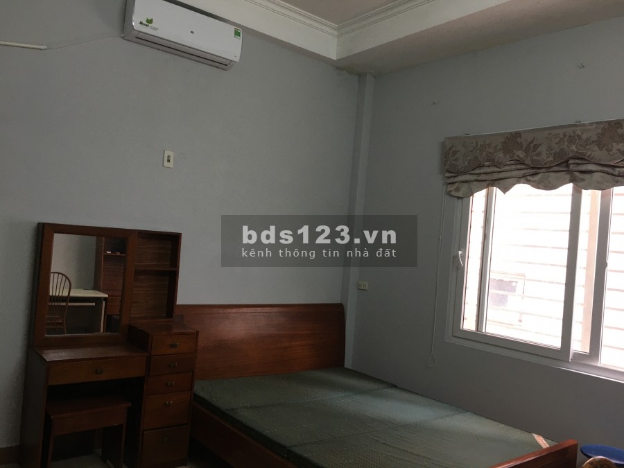 Cho thuê nhà nguyên căn ngõ 285 Đội Cấn, ưu tiên cho thuê lâu dài hợp đồng dài hạn
