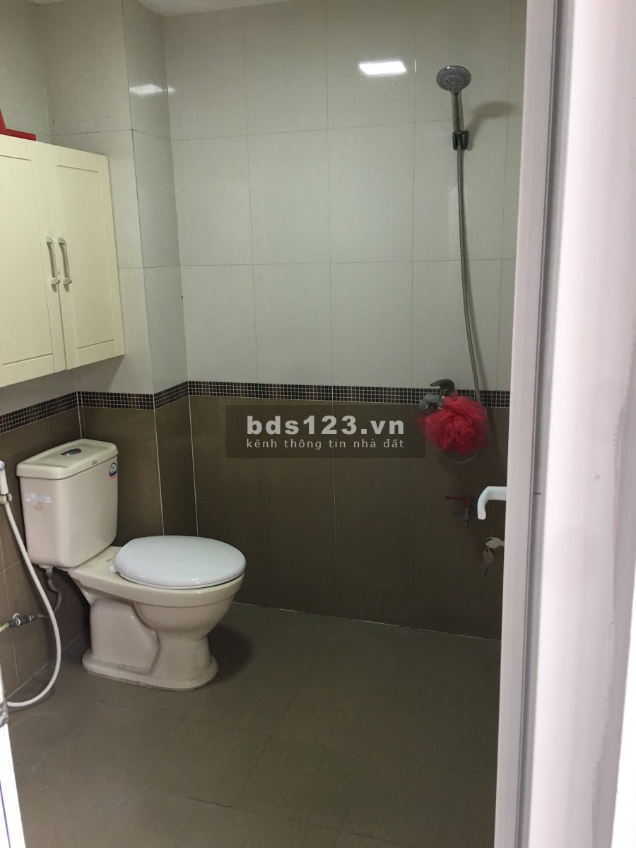 Cho thuê nhà nguyên căn ngõ 285 Đội Cấn, ưu tiên cho thuê lâu dài hợp đồng dài hạn