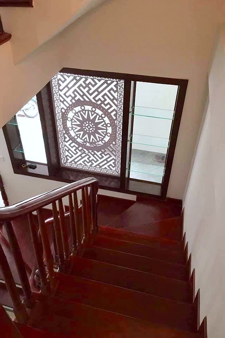 Bán gấp nhà Yên Lãng, Kinh Doanh, Oto gần, Mt 6m, hơn 5 tỷ