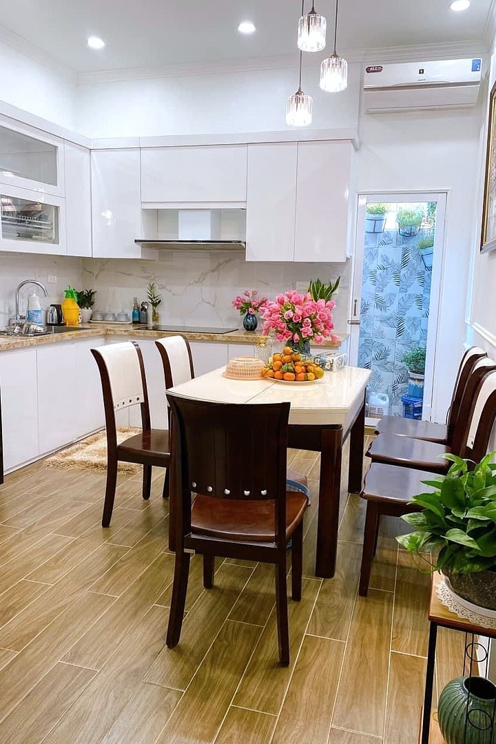 Bán gấp nhà Yên Lãng, Kinh Doanh, Oto gần, Mt 6m, hơn 5 tỷ