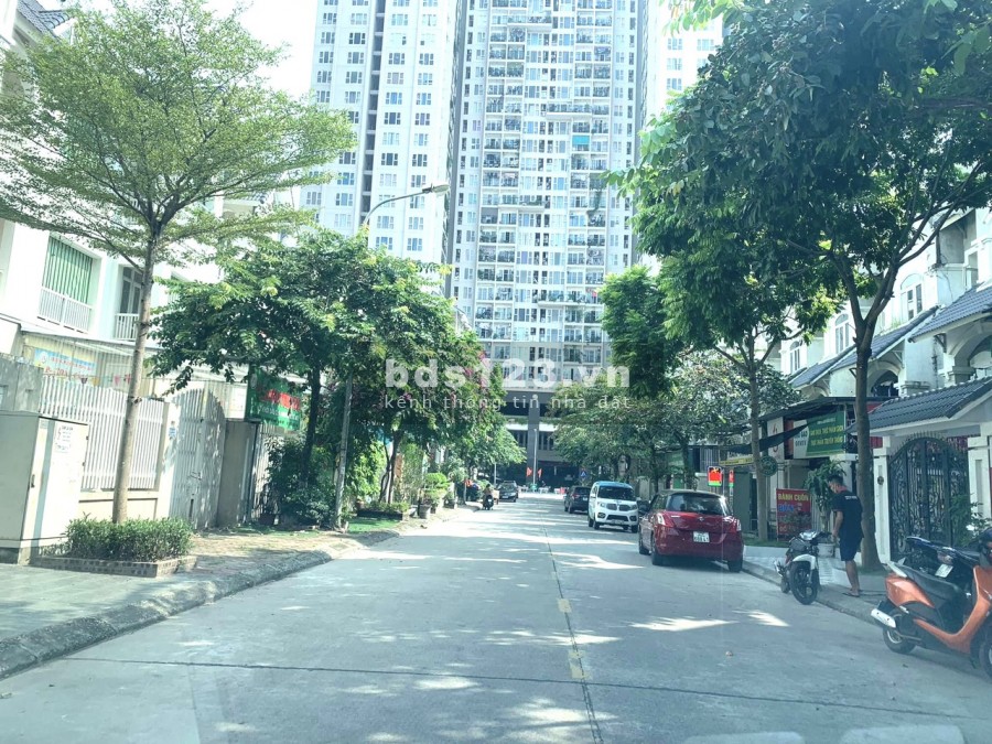 Tôi cần bán gấp nhà LK khu A Geleximco đường Lê Trọng Tấn Hà Đông LH 0975638384