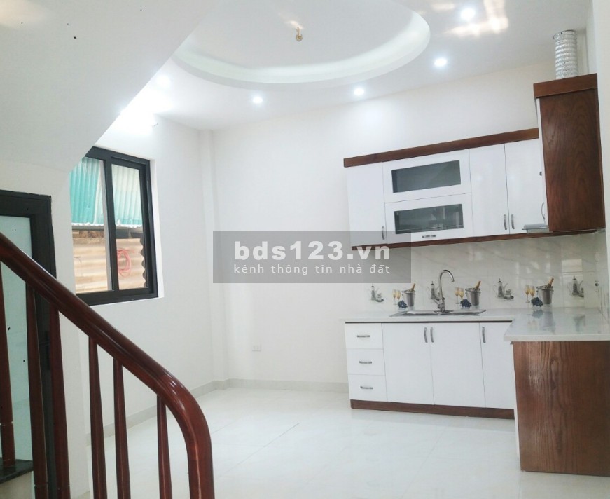 Bán nhà Vân Canh mới koong ngõ thông tặng toàn bộ nội thất, dtsd 40m2, 4 tàng, chỉ nhỉnh 3.08 tỷ