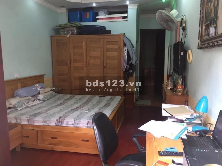Nhà phố Trạm Long Biên, 4 tầng dtsd 42m2, ngõ thông tứ tung ô tô kinh doanh giá 3.5 tỷ