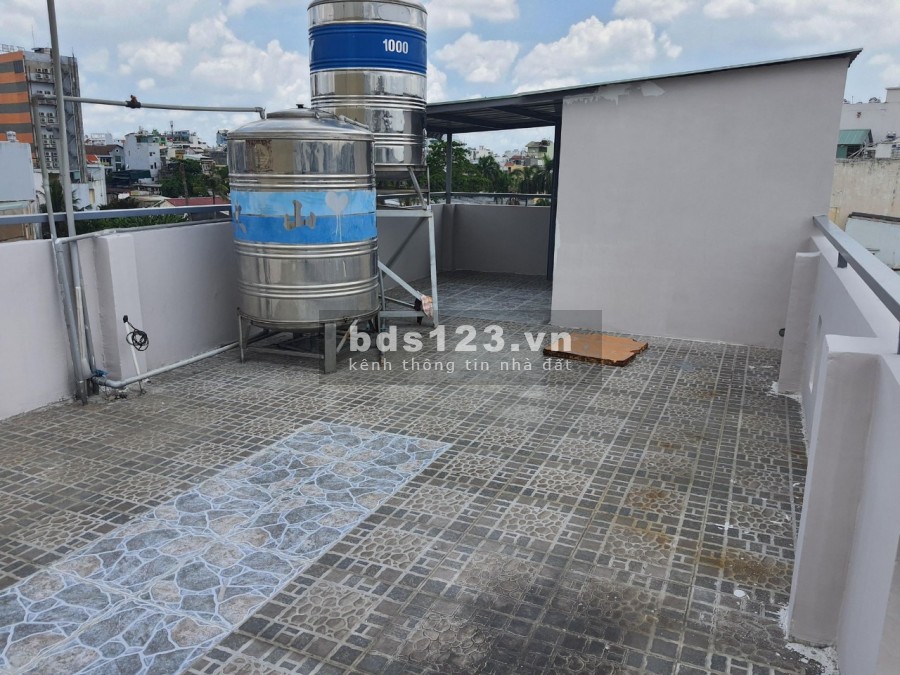 Nhà Q10 Tô Hiến Thành, 40m2, 3 lầu, hẻm xe tải đỗ trước cửa, giá 6,1 tỷ