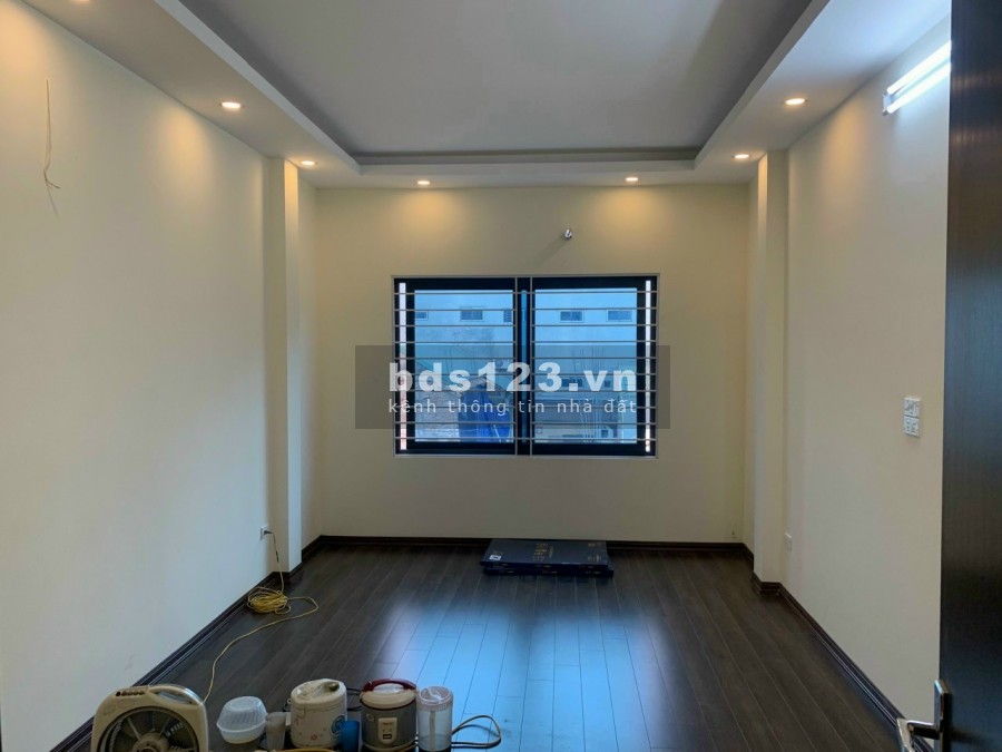 Bán gấp, lô góc 2 thoáng, Yên Hòa, diện tích sử dụng 46m2, nhà xây chất giá bán 5.7 tỷ