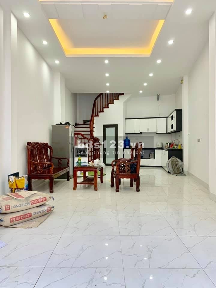 Bán nhà Lê Đức Thọ, ngõ thông hè thoáng, nhà mới tinh, rộng rãi, diện tích 60m2, giá 3.75 tỷ