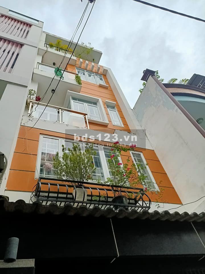(Phú Nhuận)Bán nhà đẹp Phường 9, sát công viên Gia Định, đúc 5 tầng, giá bán 5.8 tỷ