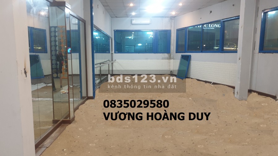 Cho thuê VP gần sân bay mặt tiền 18 Cộng Hòa Quận Tân Bình 2 mặt tiền ưu đãi hấp dẫn