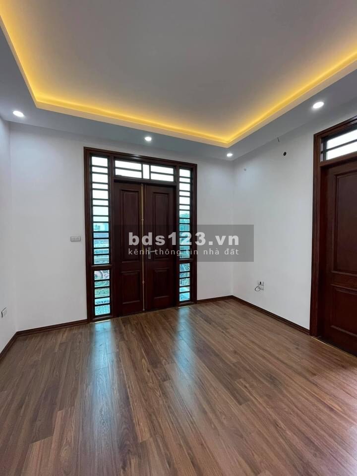 Nhà Đẹp Nguyễn Trãi, Quận Thanh Xuân, diện tích 42m2, 5 tầng đúc giá bán chỉ 3.4 tỷ