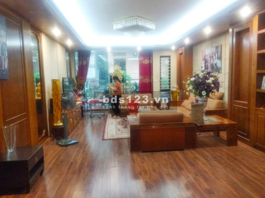Khu đô thị Văn Phú Hà Đông, dtsd 90m2, 5. tầng view vườn hoa, gần metro, giá 8 tỷ hơn