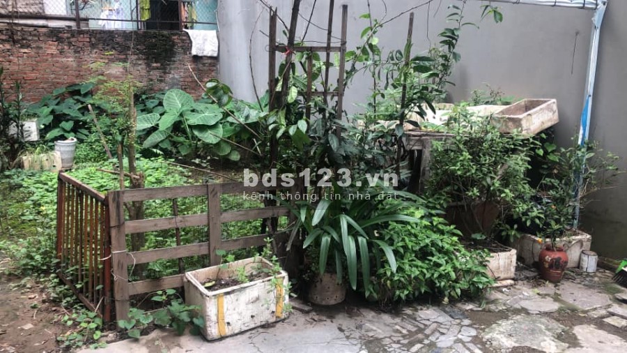 Đất Phố Trạm, Quận Long Biên, diện tích sử dụng 59m2, mặt tiền 4.8, giá bán chỉ 2.85 tỷ