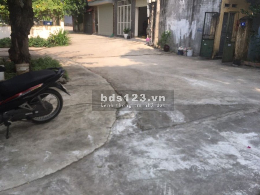 Chính chủ cần bán lô đất diện tích sử dụng 36m2, oto vào tận đất, giá chỉ hơn 2 tỷ sổ sẵn