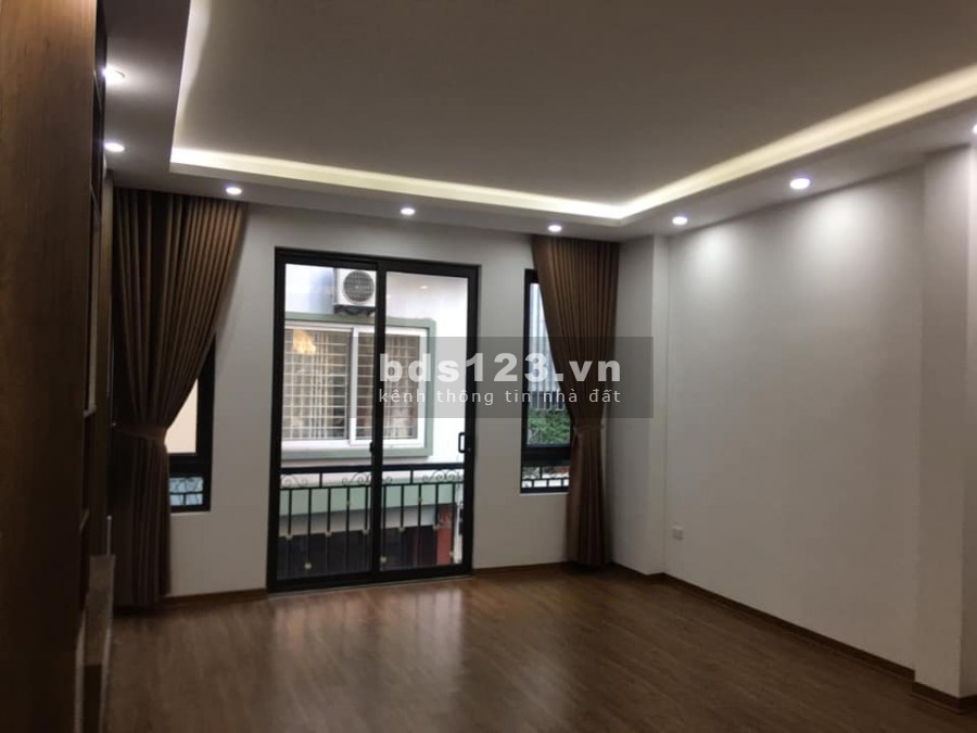 Căn nhà lộc lá bao đời diện tích sử dụng 42m2 đúc kiên cố 5 tầng Kim Ngưu chỉ 2.7 tỷ