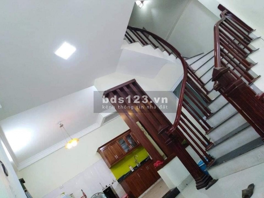 Bán gấp nguyên căn lô góc bao đẹp ô tô 20m diện tích 35m2, 6 tầng đúc giá hơn 3 tỷ