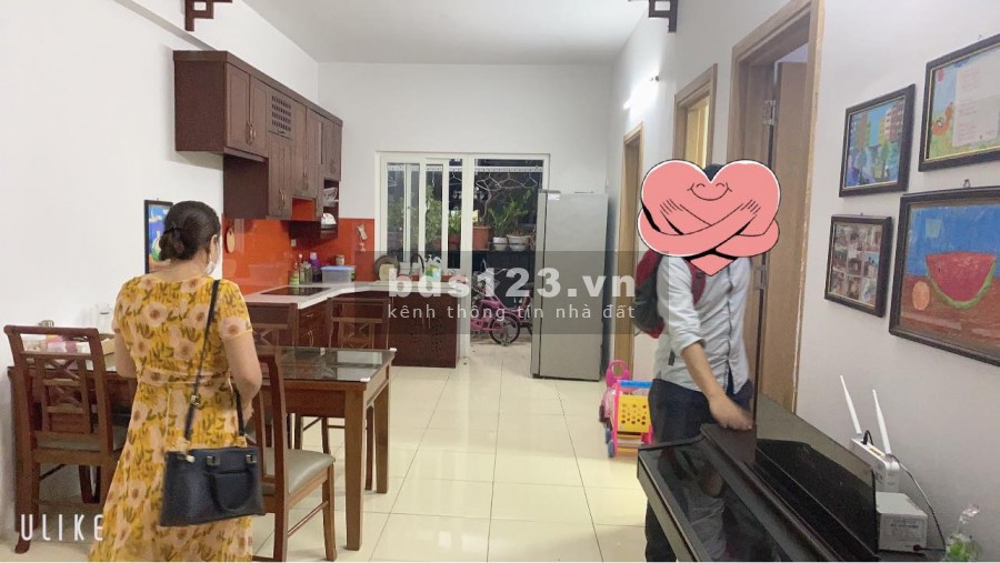 Bán căn chung cư tầng 10, dt 65m2 cửa bắc ban công đông nam, full đồ giá 1 tỉ tại Thanh Hà, Hà Đông