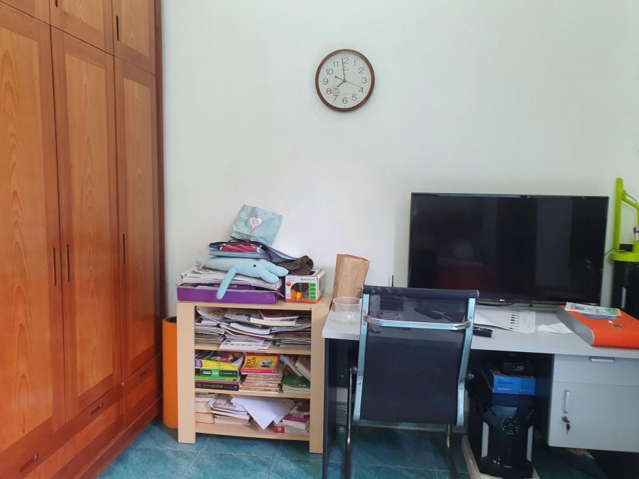 Chỉ 5.8 tỷ, Ngọc Lâm, sổ đỏ chính chủ, Ngõ thông ô tô, 50m x 4 tầng, mt 4.8m, liên hệ 0909258391
